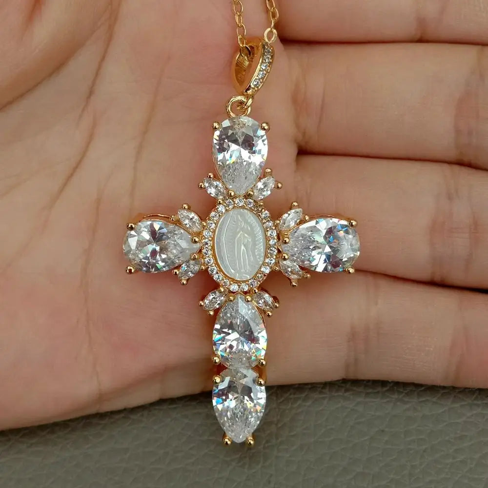 17.5" Shell pearl Cubic Zirconia