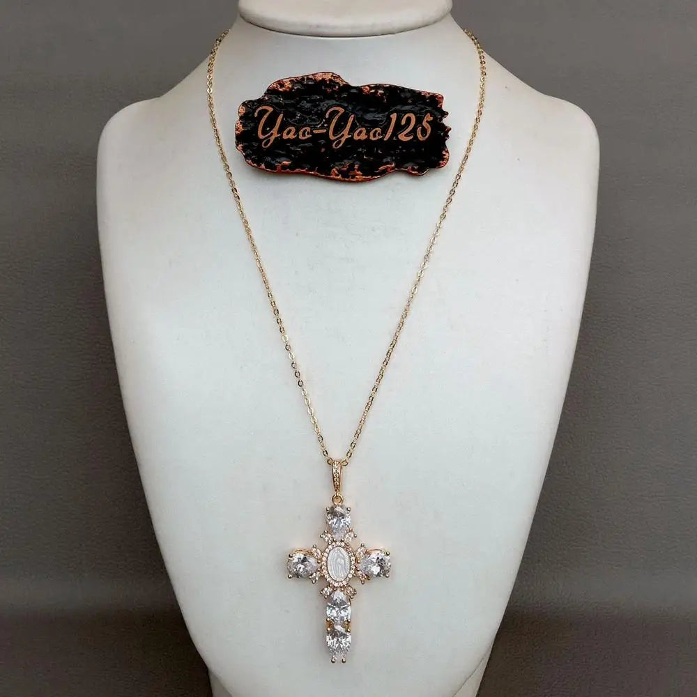 17.5" Shell pearl Cubic Zirconia