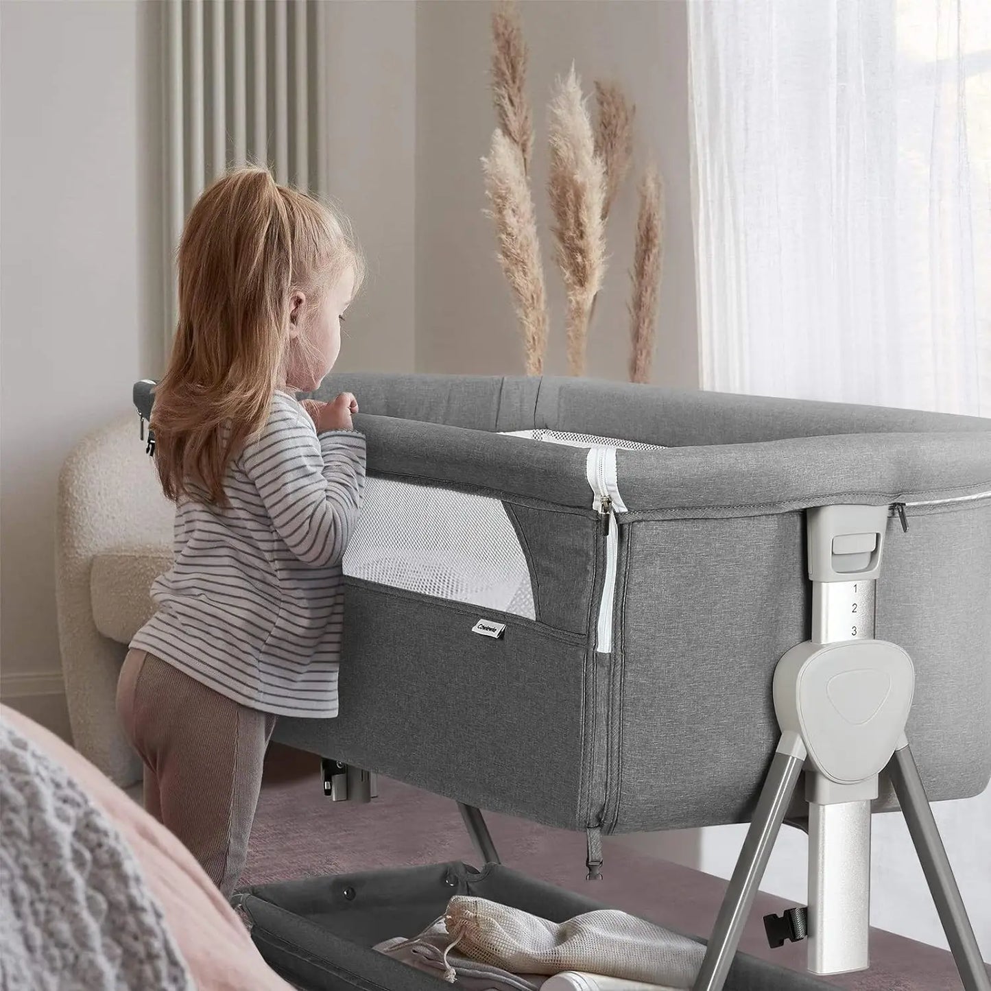 Baby Bassinet, Beside Sleeper for Baby Easy Folding Bedside