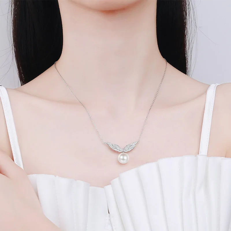 Collarbone Chain 11mm Flawless Pearl Angel Wings